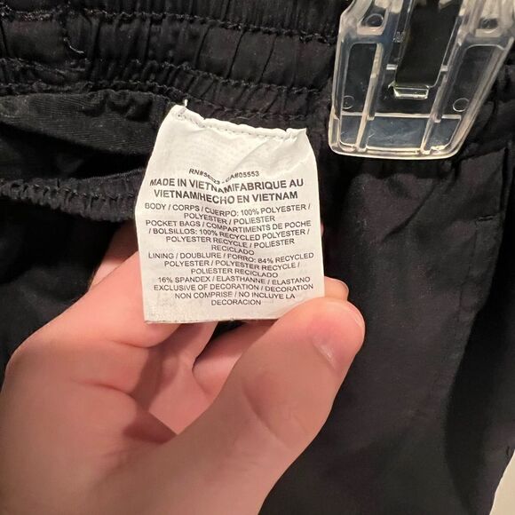 Nike light weight running shorts with front pockets and drawstring waist XL - Picture 3 of 5